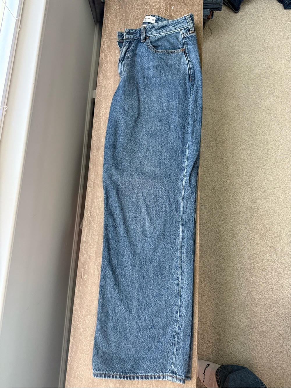 Abercrombie loose high rise jean / curve love size 29